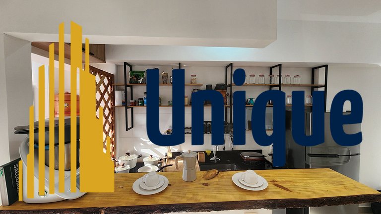 Unique 1707 Apogeo Estúdio
